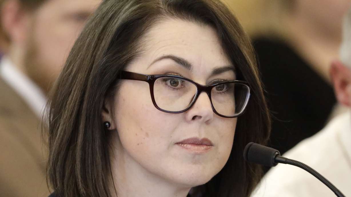 Utah bill to lower felony penalty for bigamy clears first hurdle