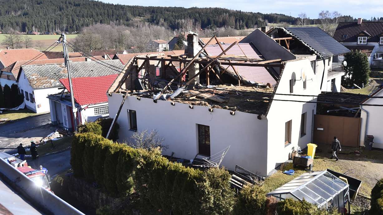 Ferocious storm in Europe kills 8, causes travel disruptions