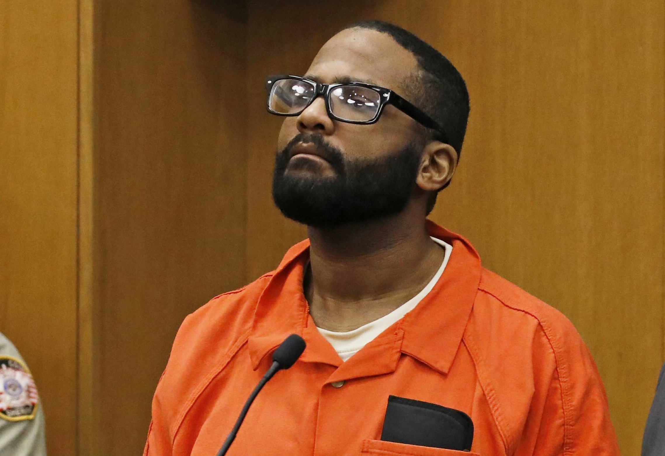 Possible jurors questioned in Mississippi case of 8 killings