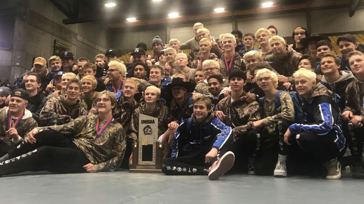 6A state wrestling: Pleasant Grove rolls to 9th title in 10 years