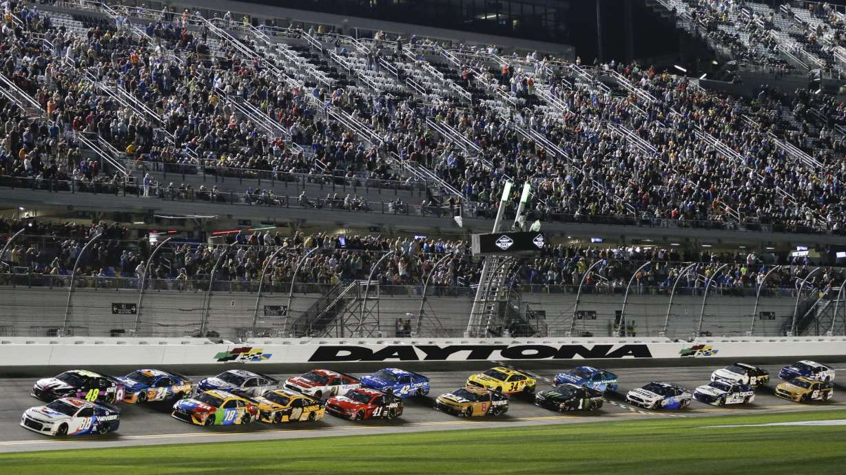 Daytona 500 up for grabs as no clear theme has emerged