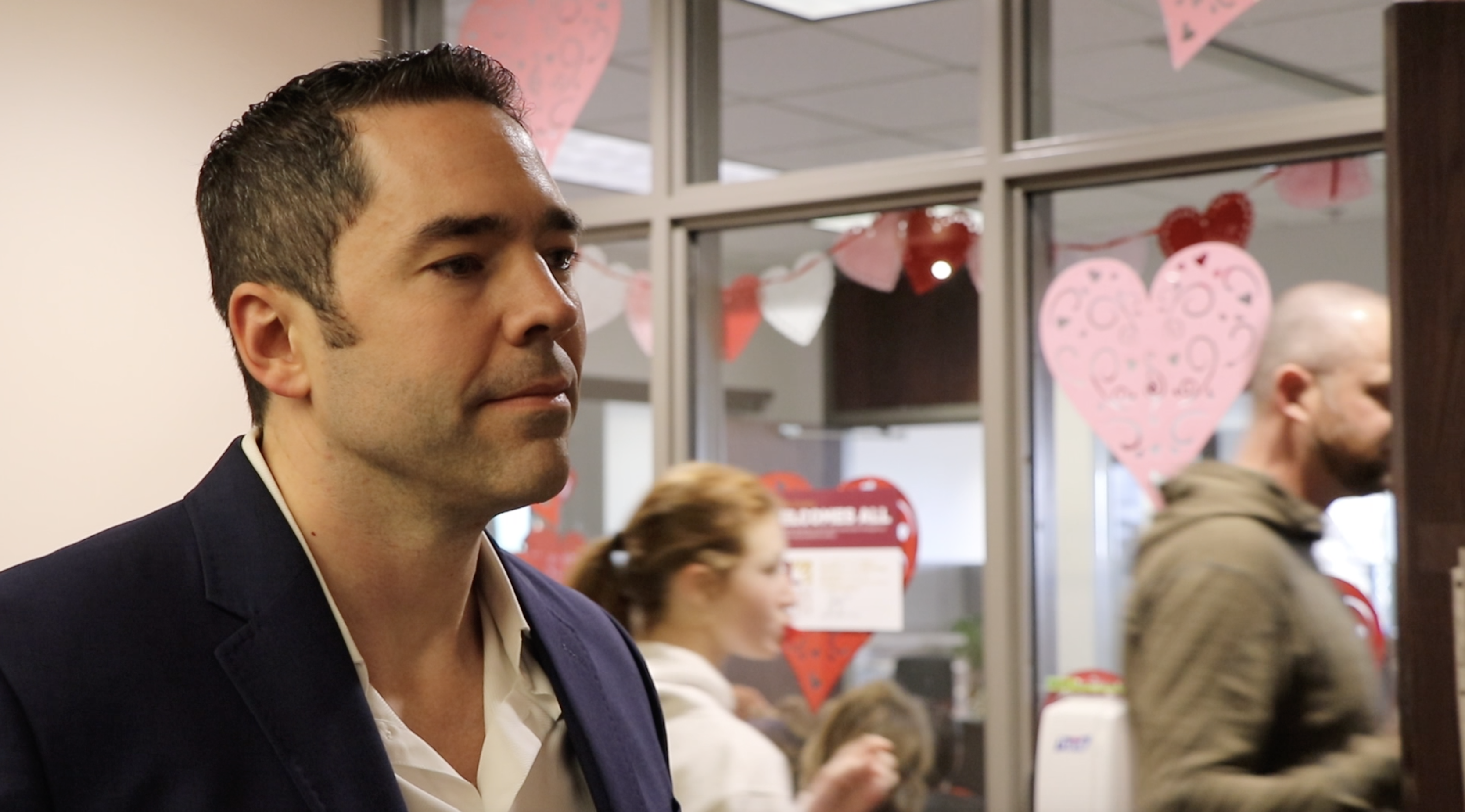 Utah divorce attorney pays for couples getting married on Valentine’s Day 