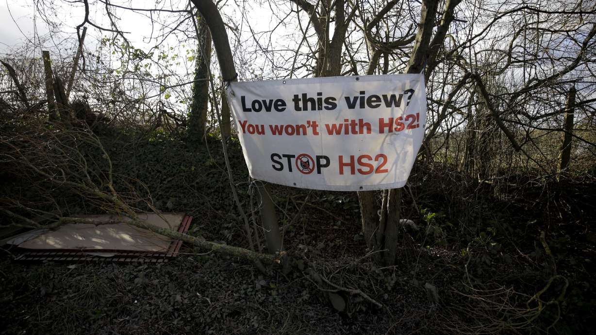 Lawmaker questions China's offer to build UK high speed rail