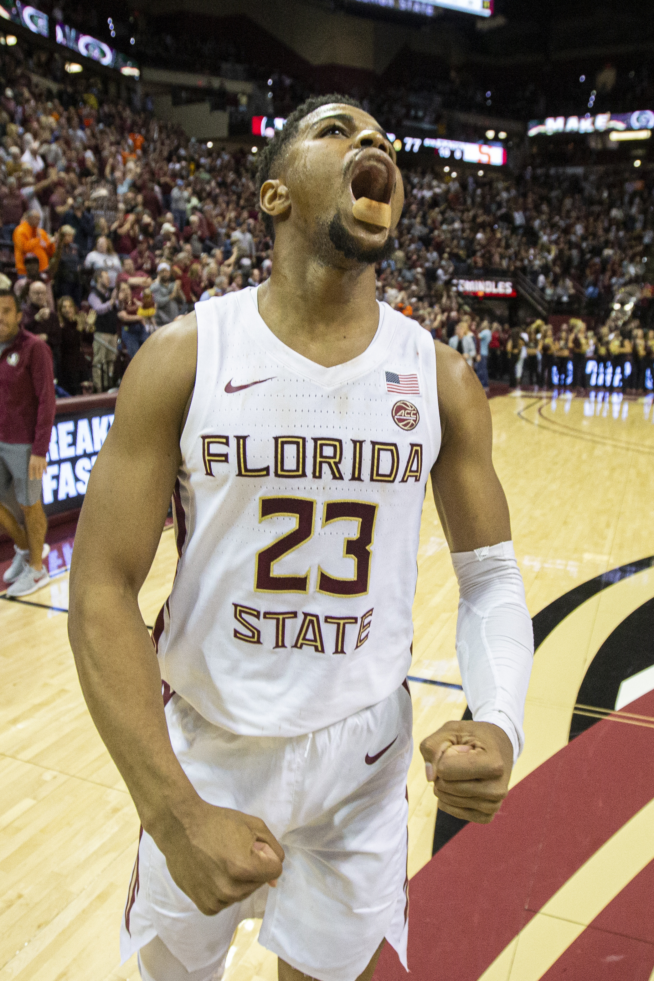 Williams, Walker carry load as Florida State survives Orange