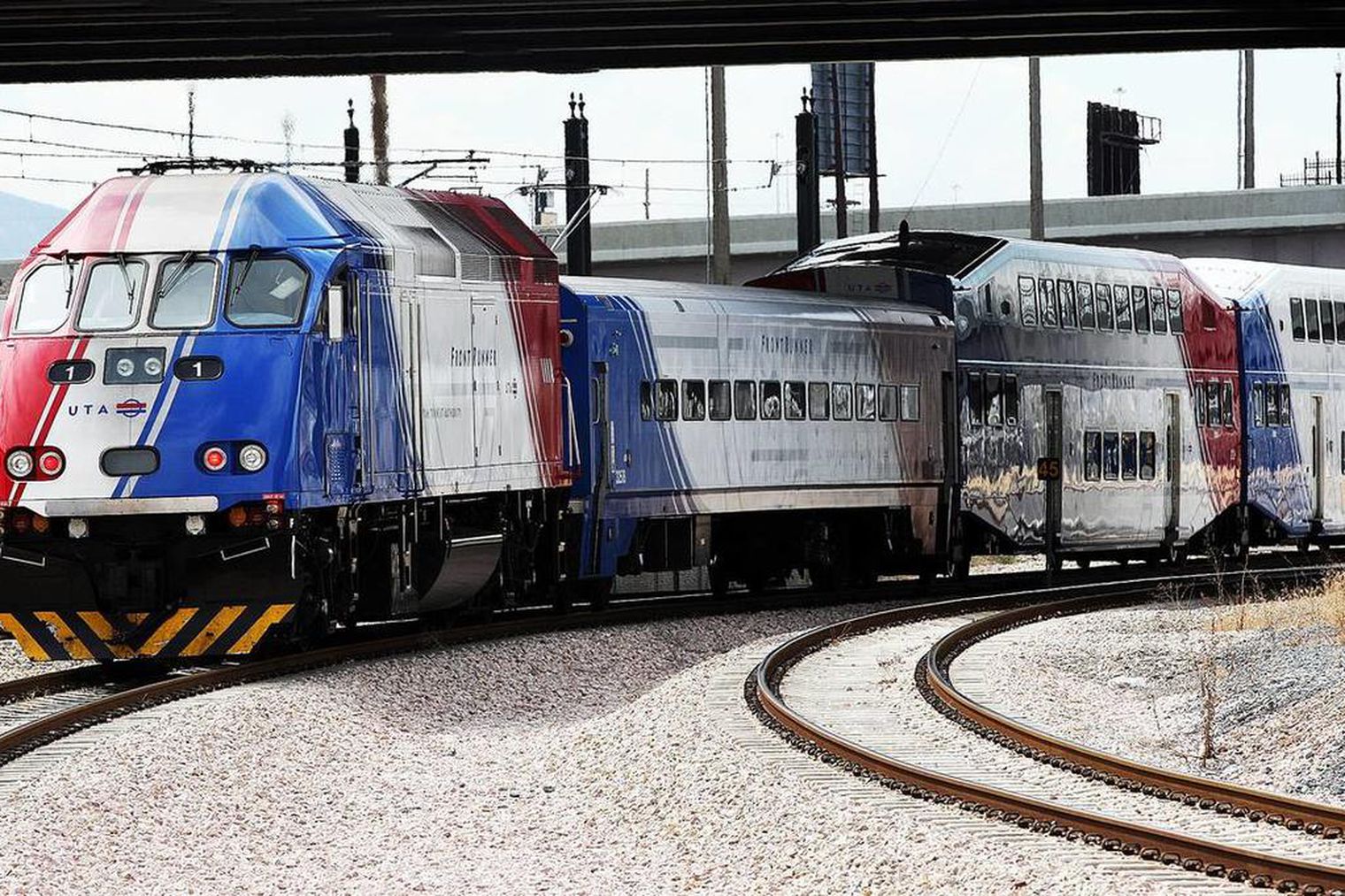 UTA hopes to tap into federal grant to enhance FrontRunner service