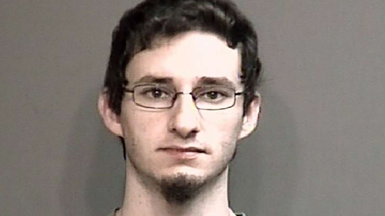 Police: Missouri man may have strangled missing wife