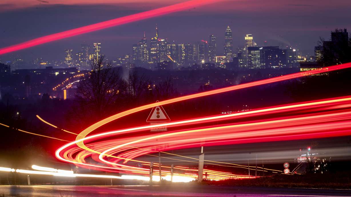 Eurozone economy picks up despite virus disruption