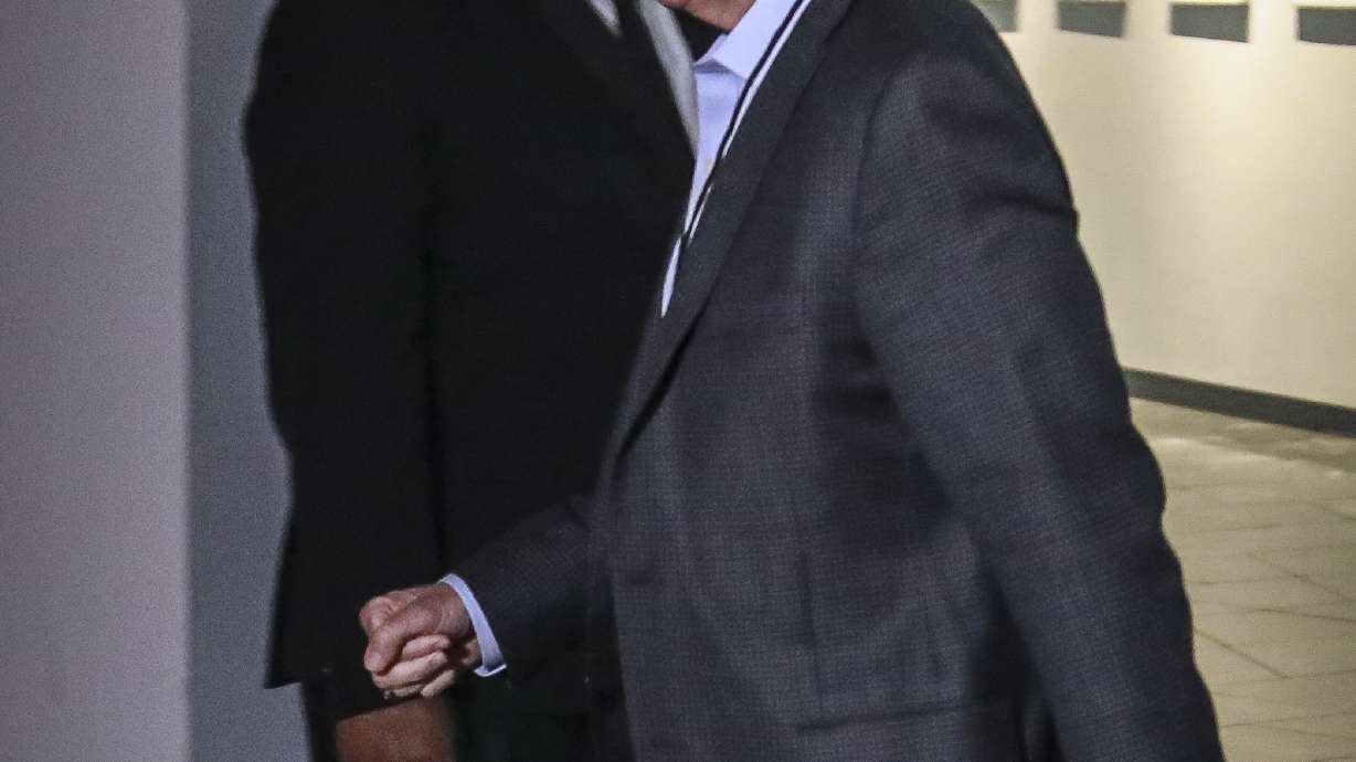 Player reps not voting on NFL labor deal; more talks Tuesday