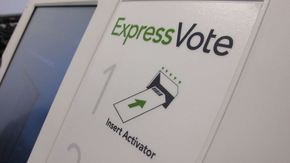 Reliability of pricey new voting machines questioned