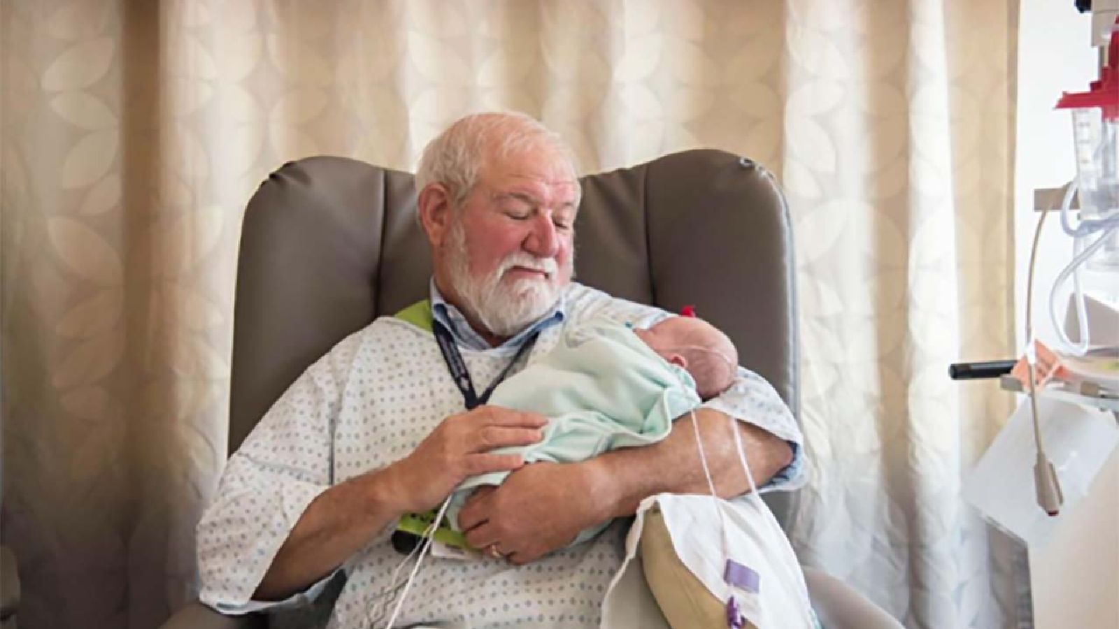 Volunteer Cuddle Program Helps Babies In The Nicu Ksl Com Volunteer Cuddle Program Helps Babies In The Nicu Ksl Com