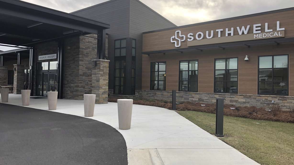 Rural Georgia hospital is reborn but without its costly ER
