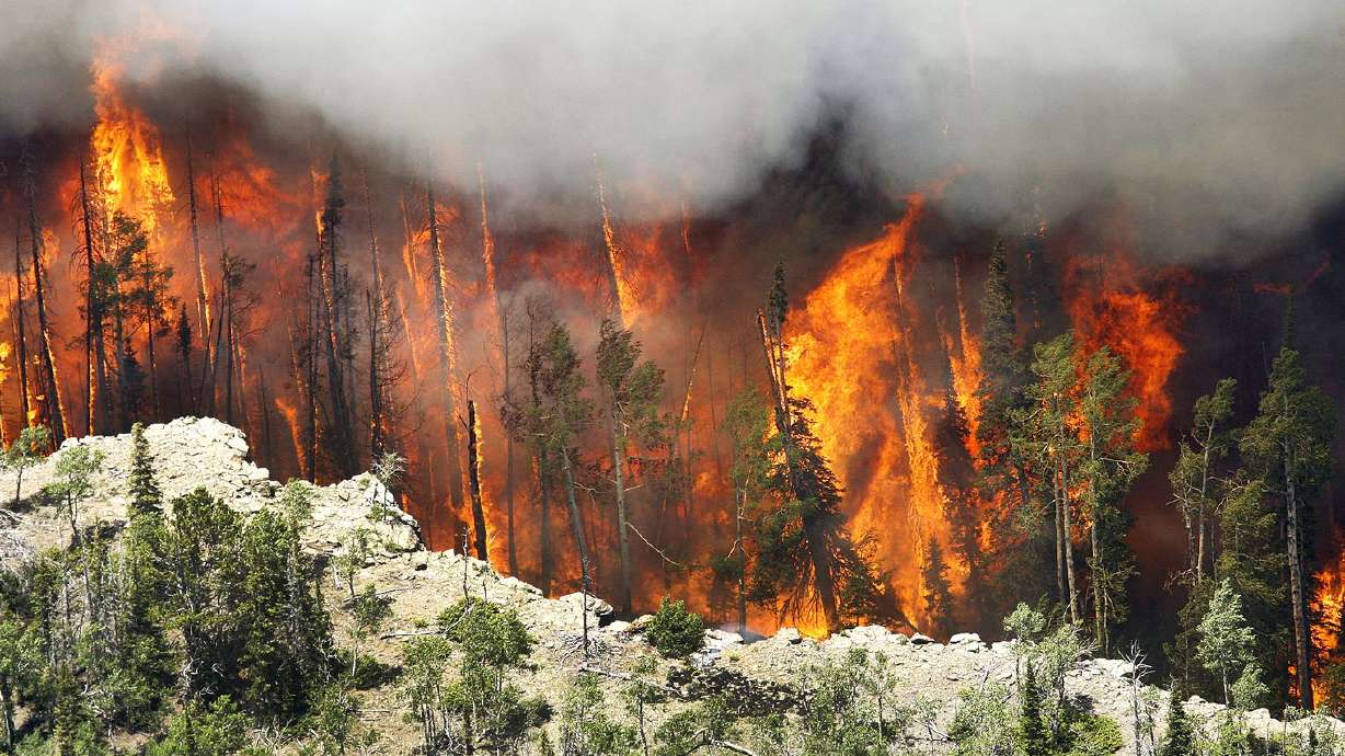 1 of 2 charges dropped for Utahn accused of starting 2017 Brian Head Fire