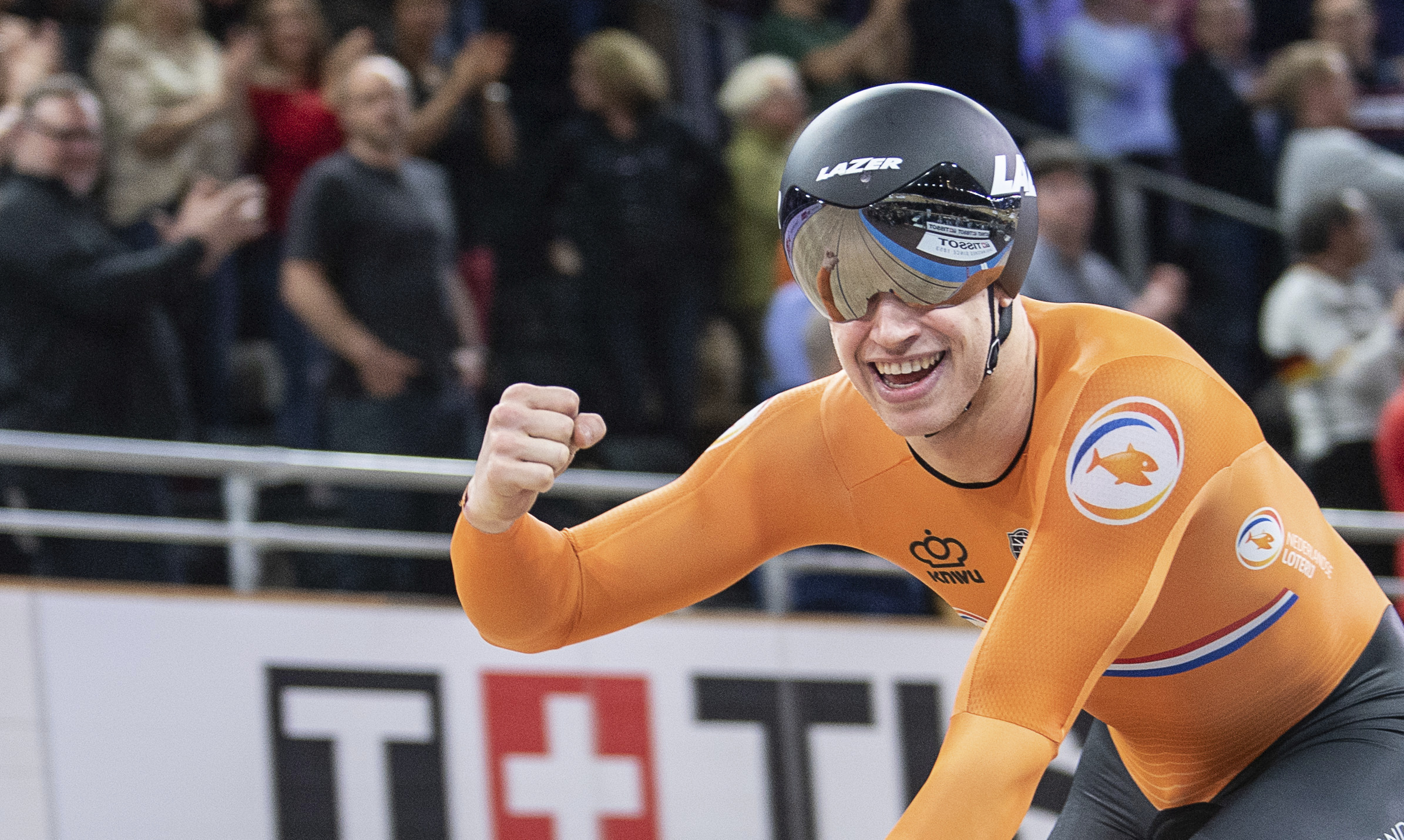 US women's pursuit takes gold at track cycling championships