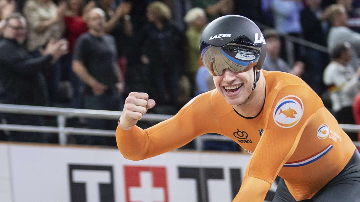 US women's pursuit takes gold at track cycling championships