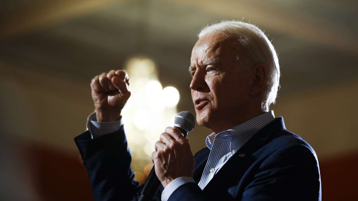 White House hopefuls target Trump on coronavirus response