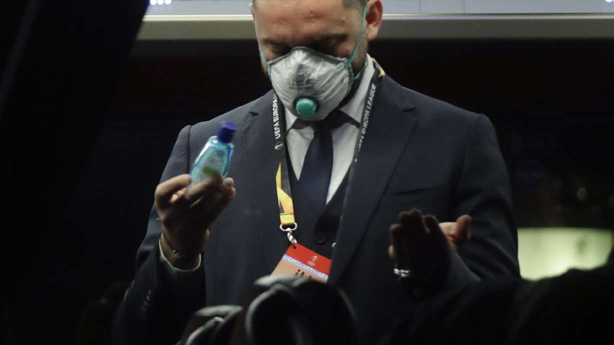 Infantino: Soccer without fans no long-term virus solution
