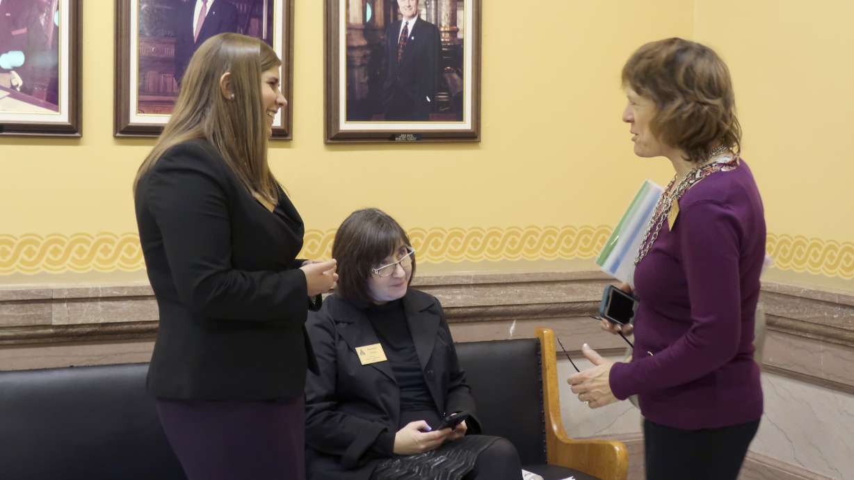 Used to giving orders, Kansas abortion foes can't cut a deal