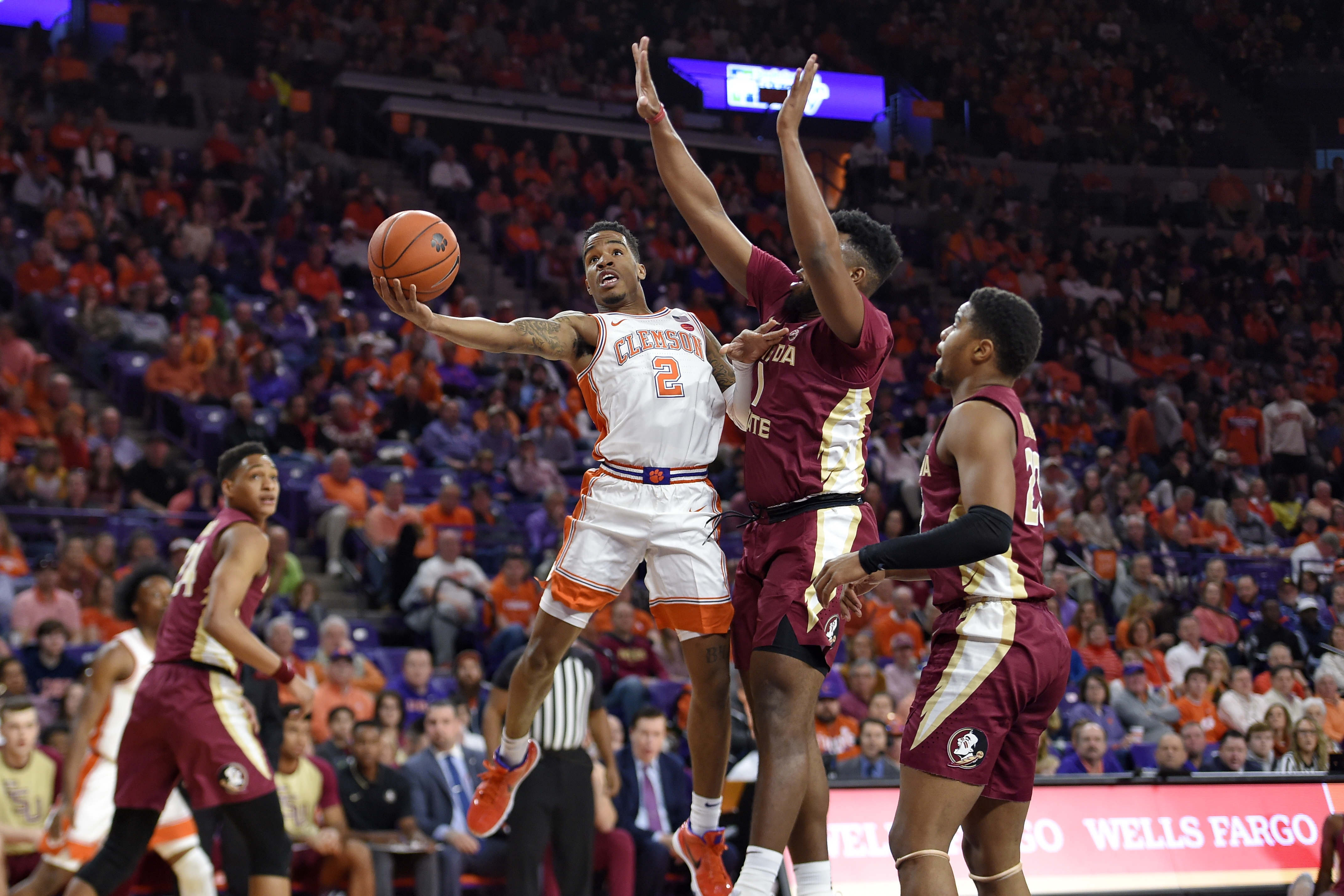 Dawes' dash lifts Clemson to 70-69 win over No. 6 Seminoles