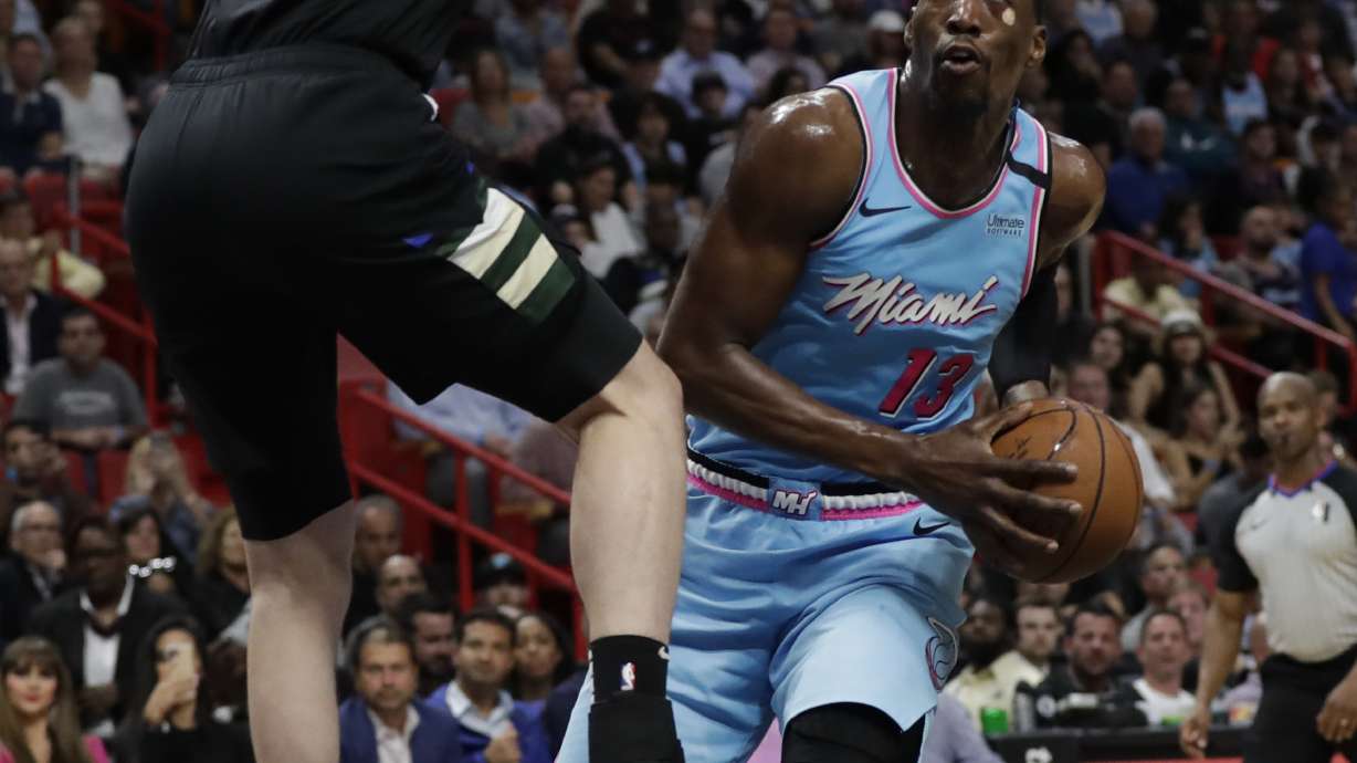 Heat stun Bucks 105-89, holding Antetokounmpo to 13 points