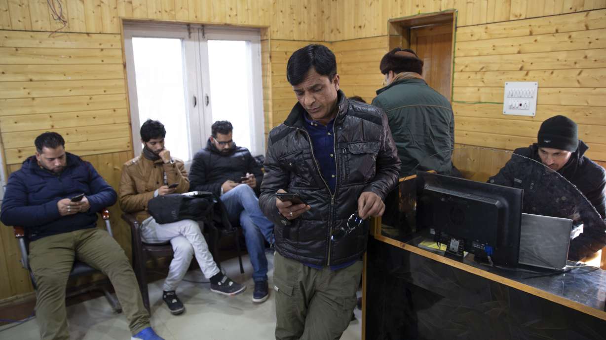 India restores full internet access in Kashmir for 2 weeks