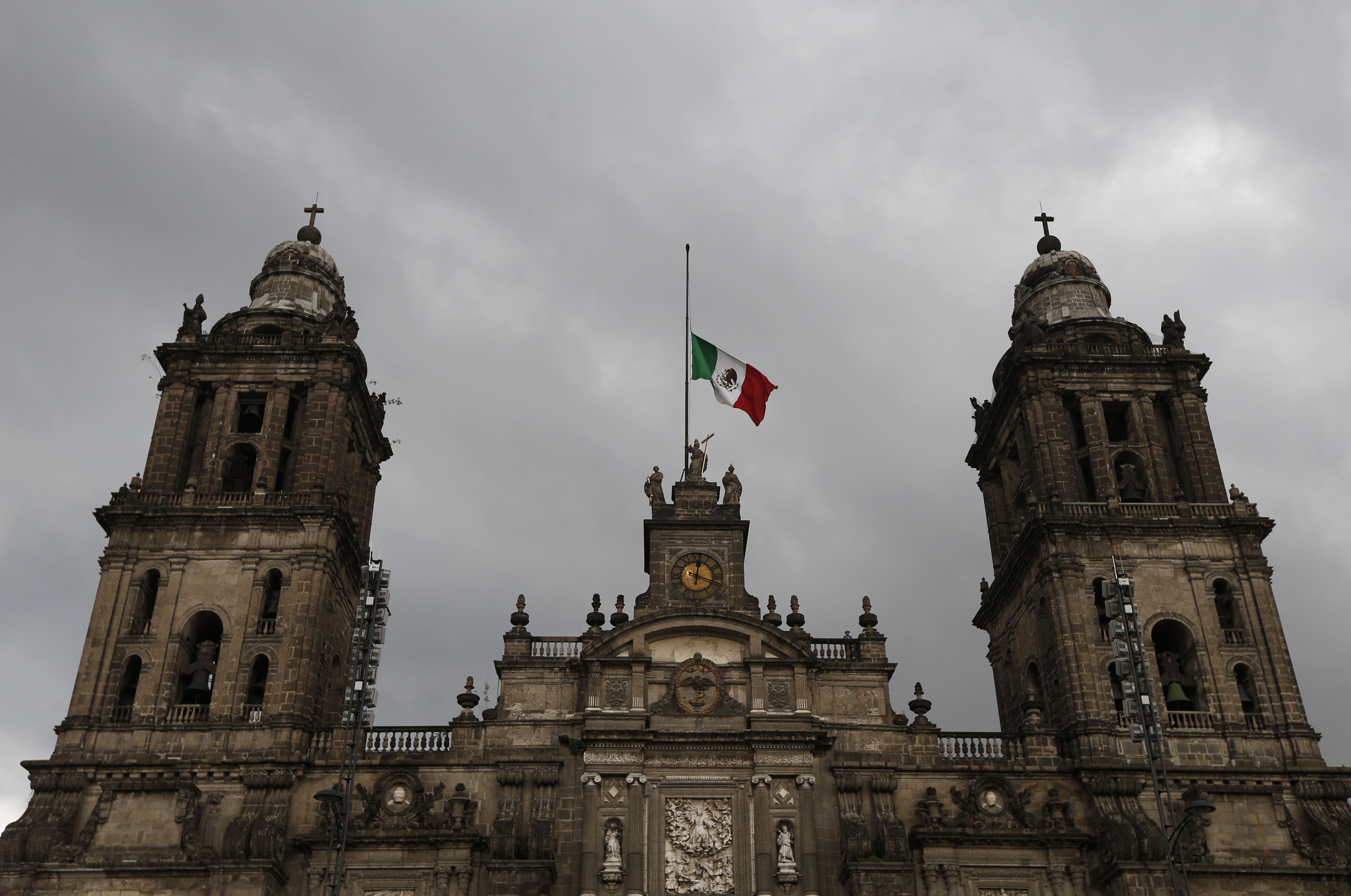 AP Explains: Vatican to send abuse investigators to Mexico