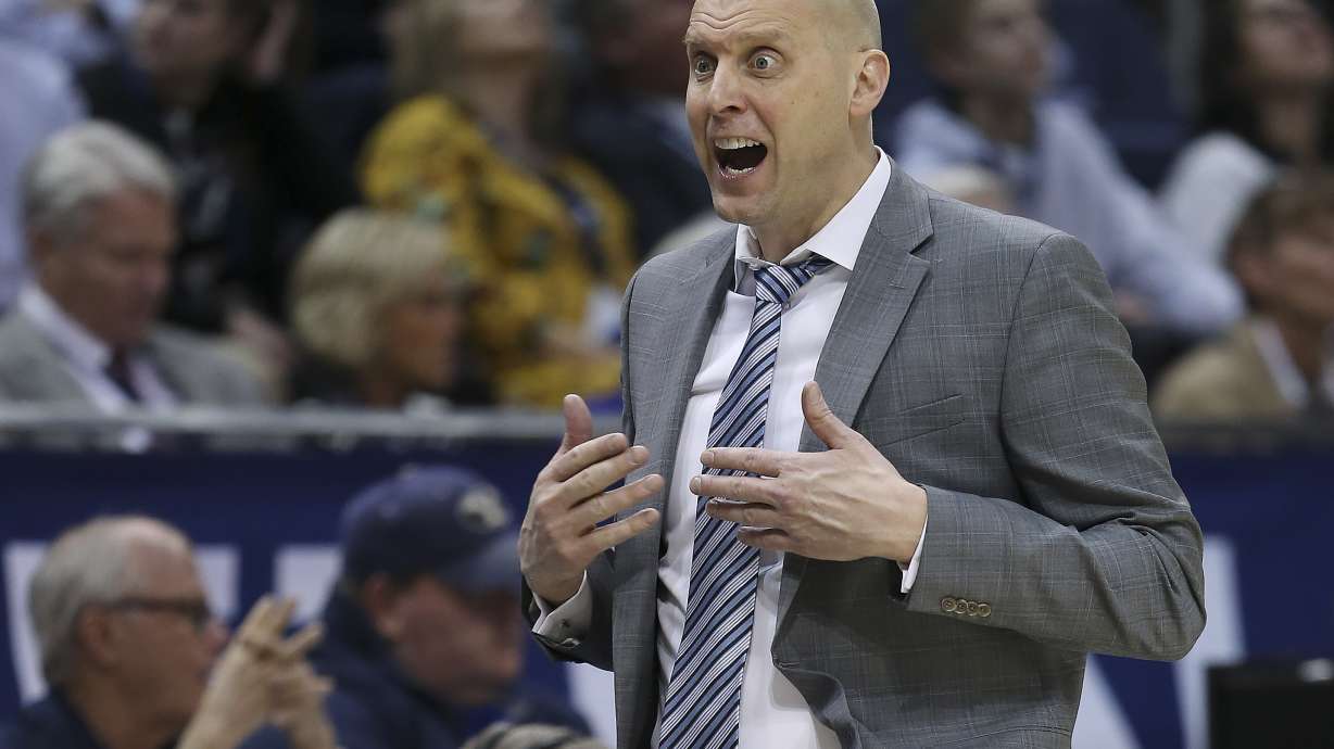 Patrick Kinahan: Pope preparing BYU basketball for bounce back