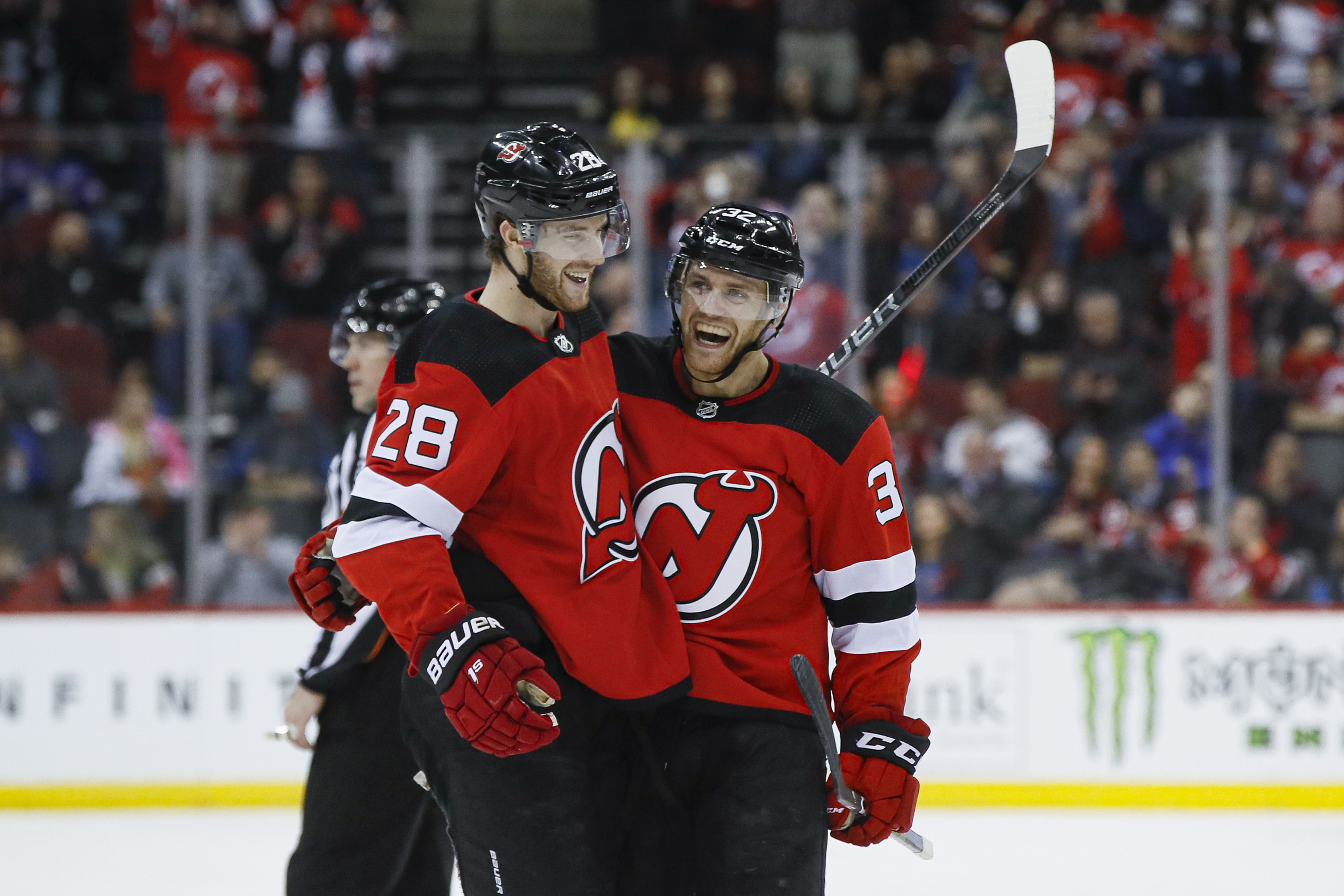 Devils end defending Cup champion Blues' 8-game win streak