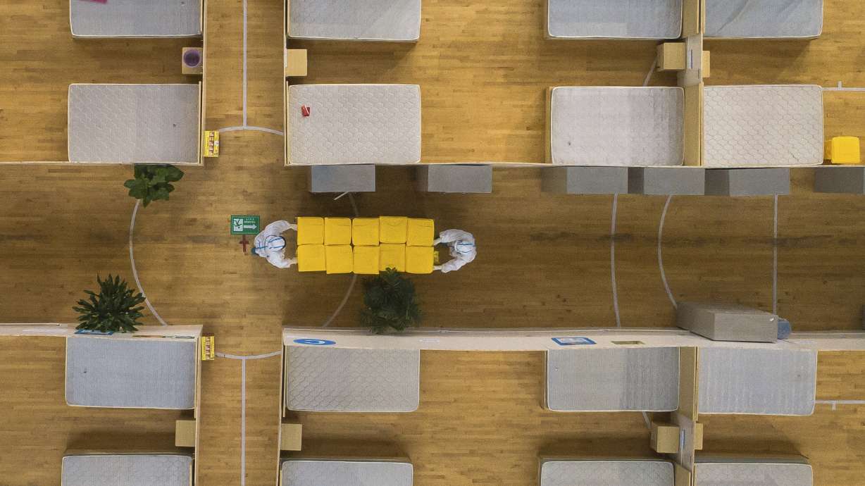 Virus locks down Italy amid global push to contain outbreak