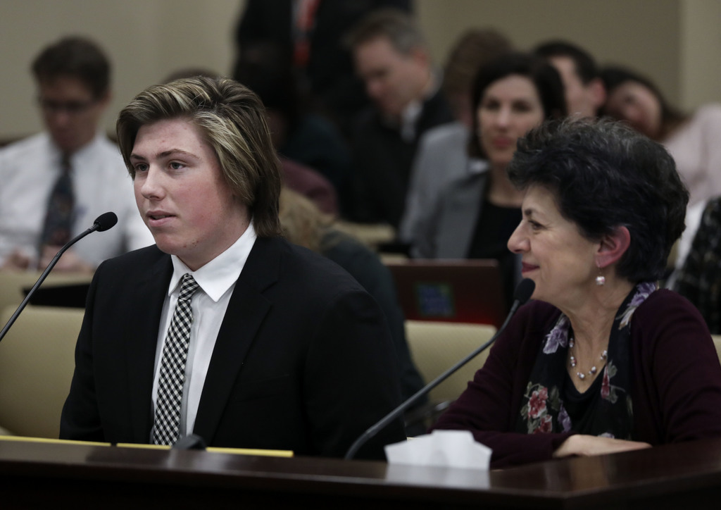 Bill allowing up to 30 days for parents to give up newborns passes Utah Legislature