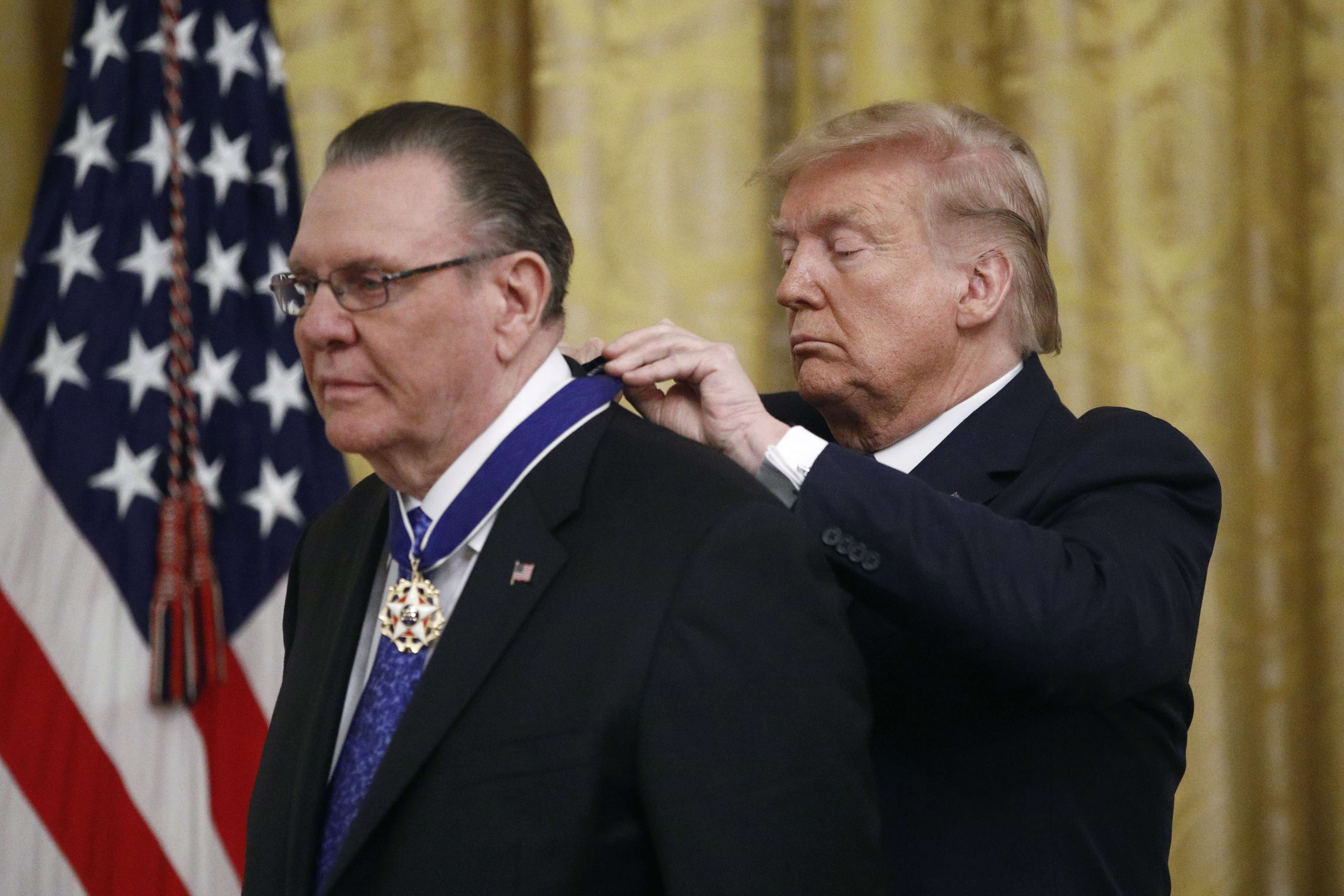 Trump presents Medal of Freedom to retired four-star general
