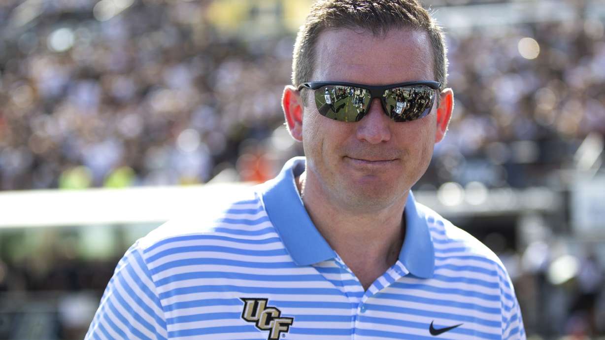 UCF AD Danny White signs 5-year deal that tops $1M annually