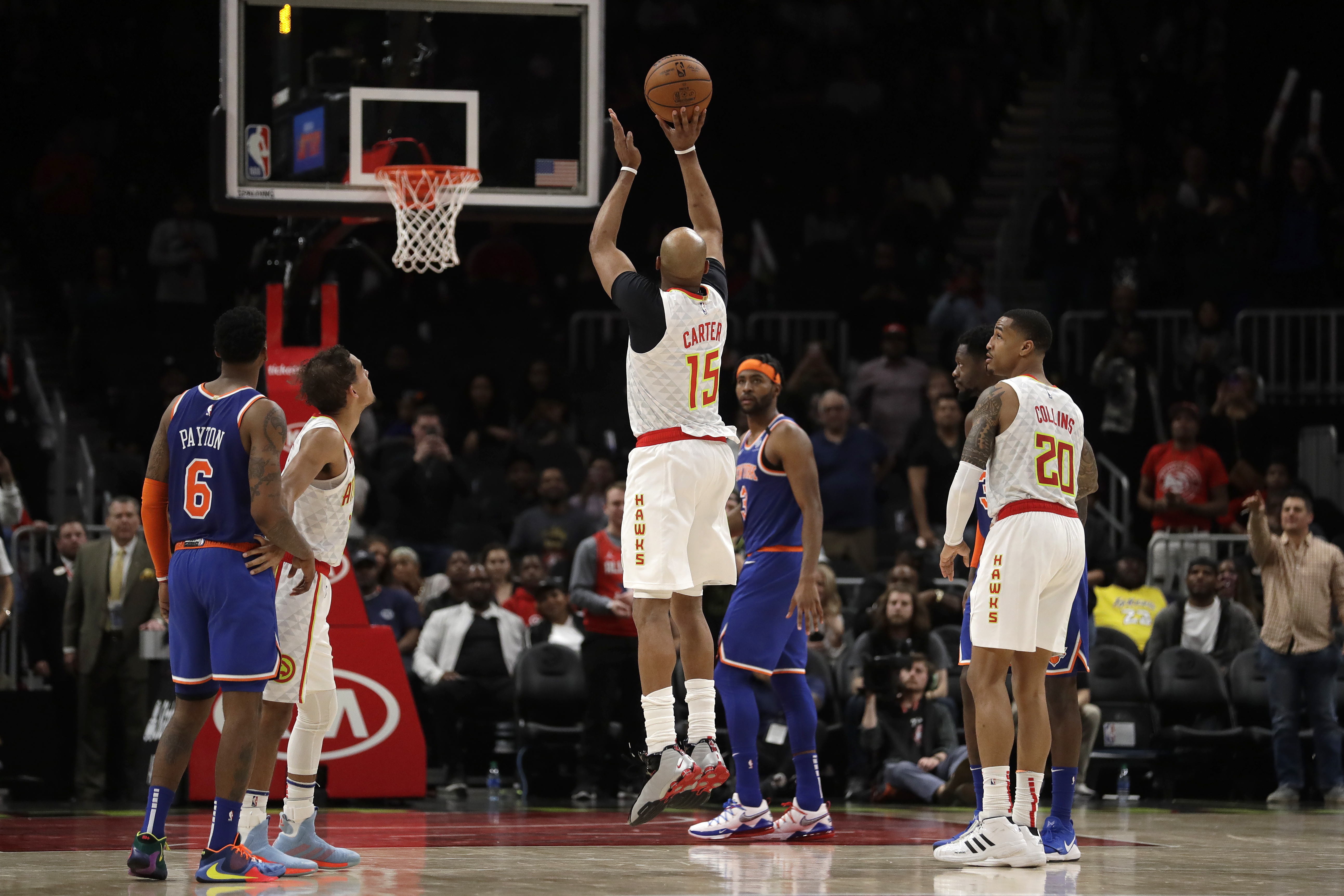 Randle scores 33, Knicks outlast Hawks 136-131 in overtime