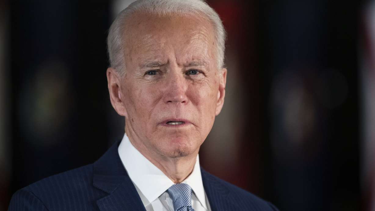 Biden pivots focus to Trump amid coronavirus concerns