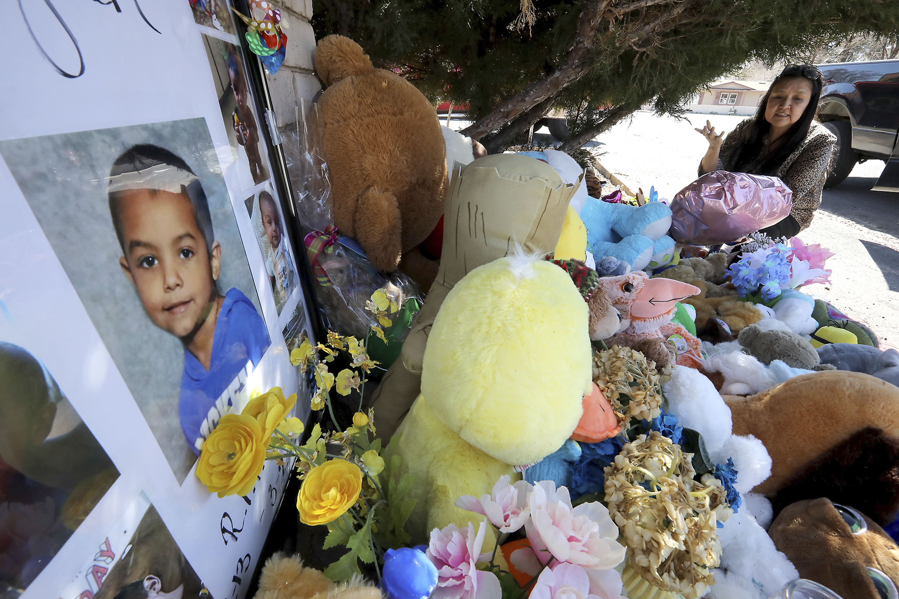 Parents, grandmother indicted in Arizona boy's death