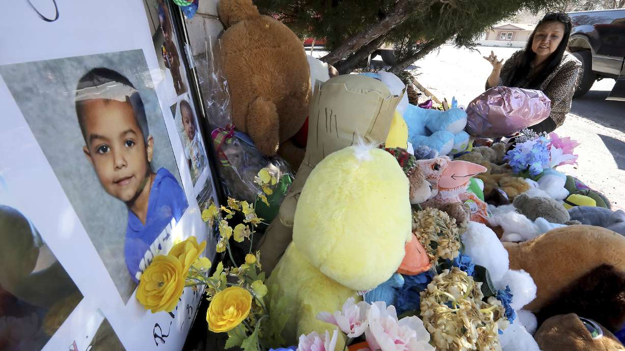 Parents, grandmother indicted in Arizona boy's death