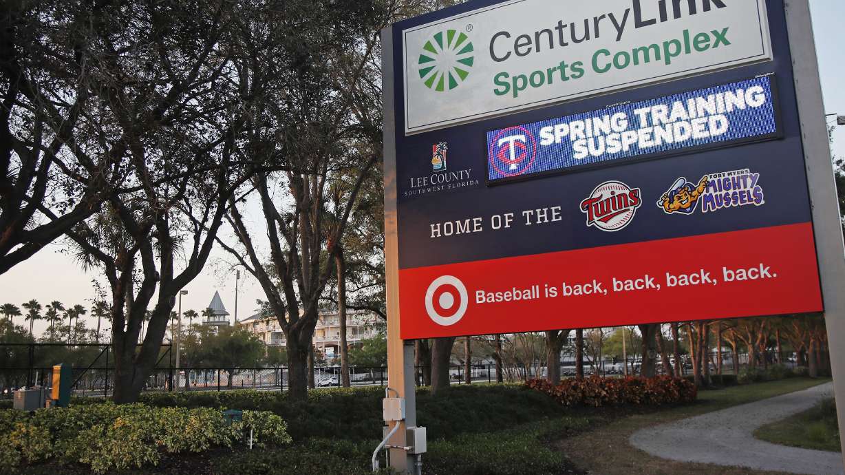 Minor league players sent scrambling by closed spring camps