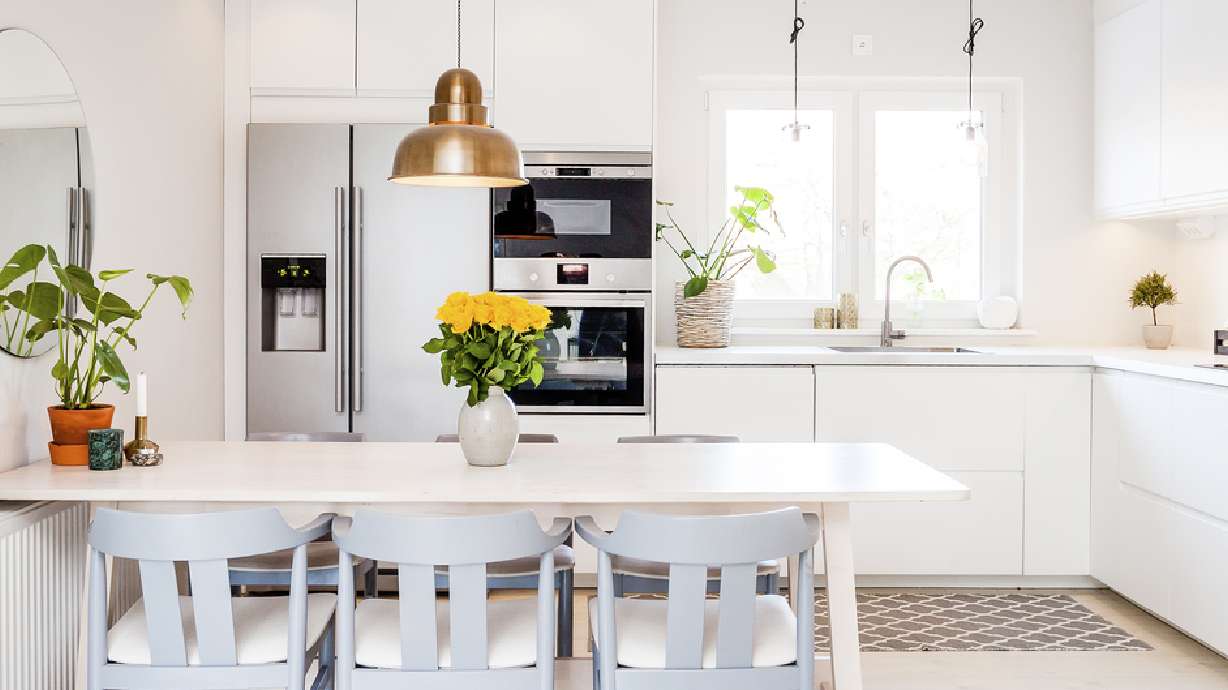 6 ways to bring spring into your home