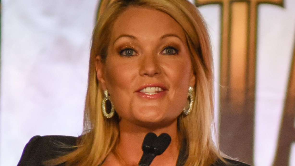 KUTV news anchor Shauna Lake