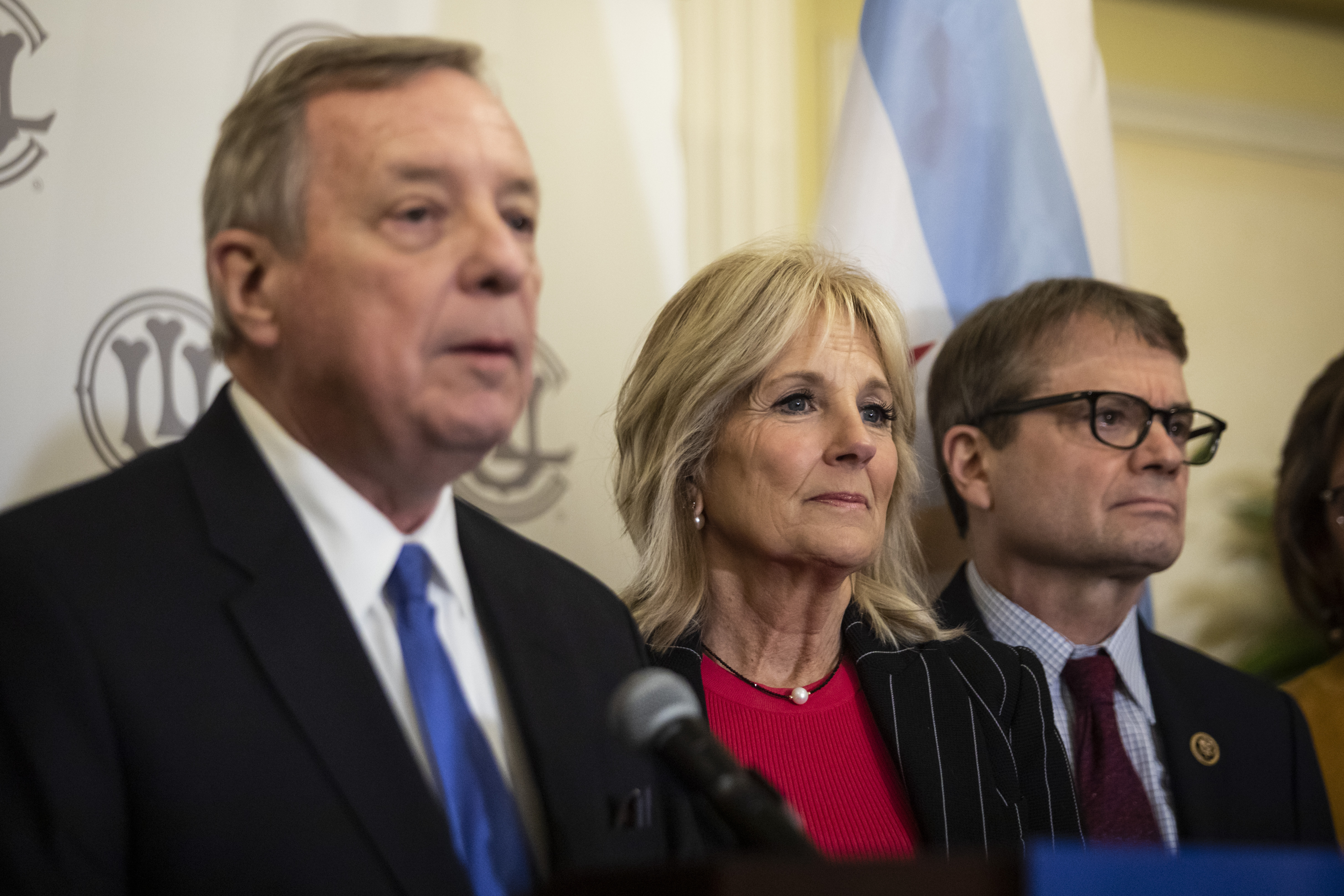 Ex-sheriff wins Illinois GOP Senate primary; faces Durbin