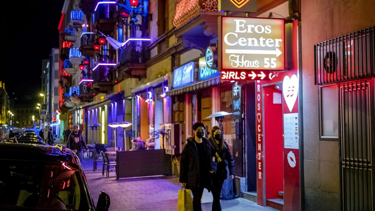 Sex workers face ruin amid virus fears, brothel closures