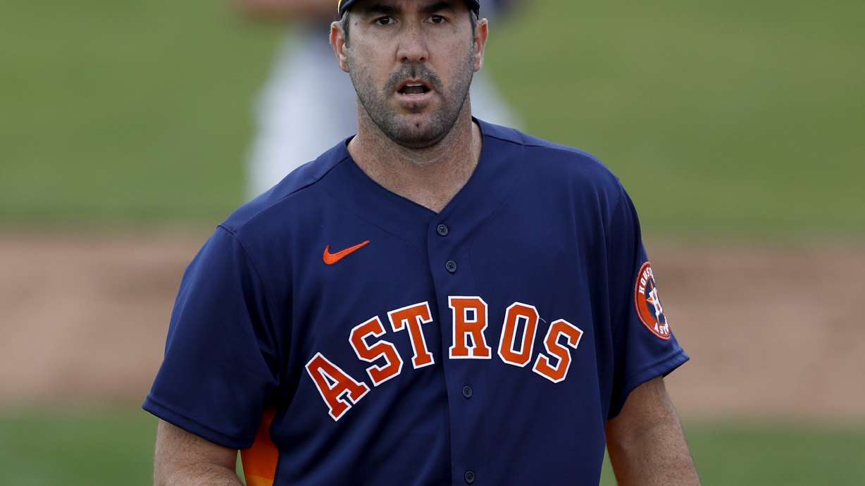 Astros ace Justin Verlander has surgery on groin