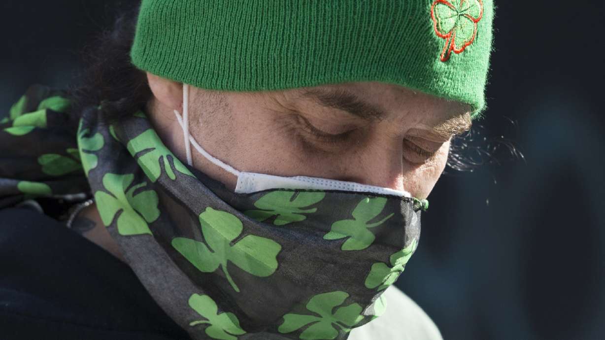 US, Canada are closing shared border to nonessential travel