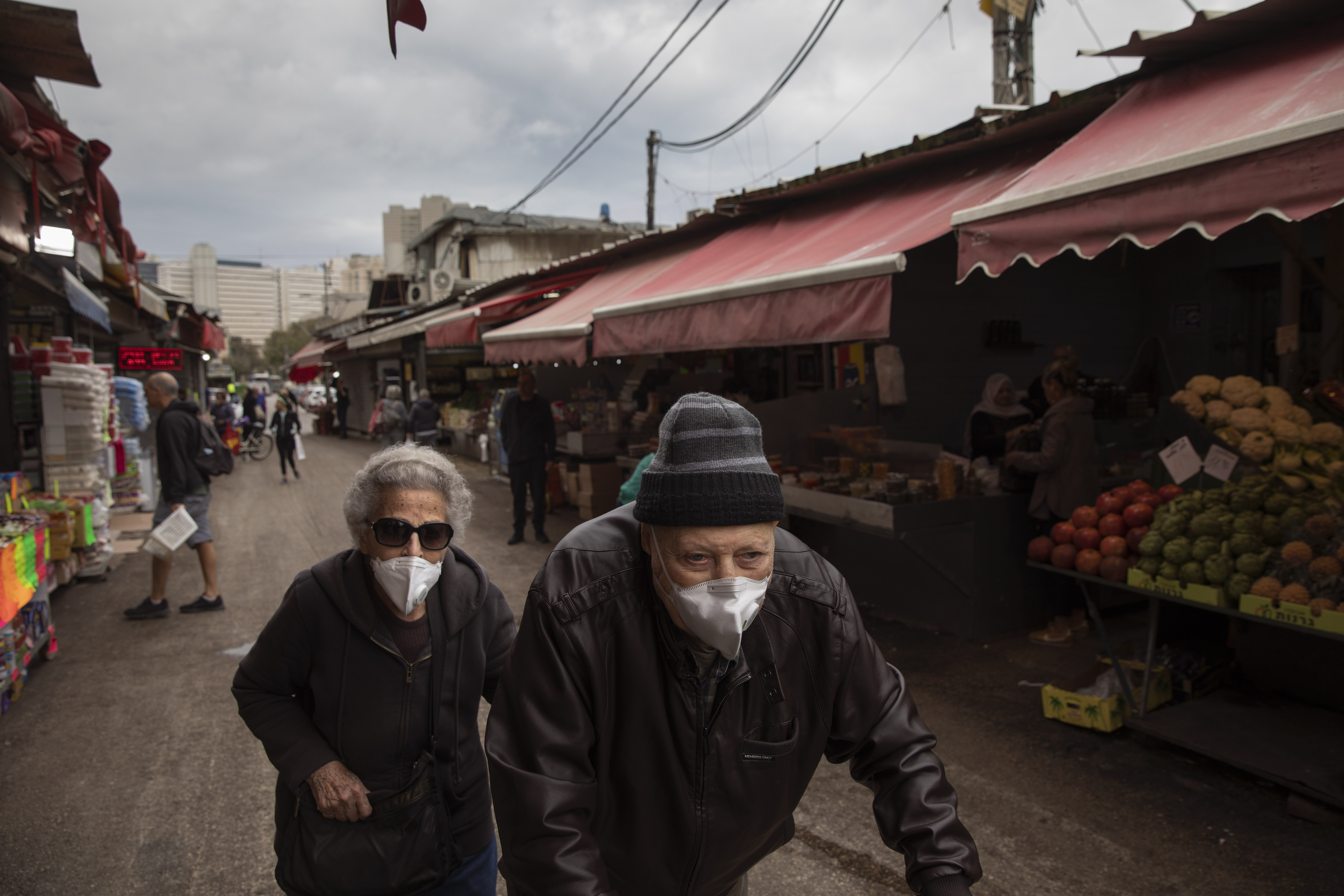 Virus death toll spikes in Iran, with total now at 1,135