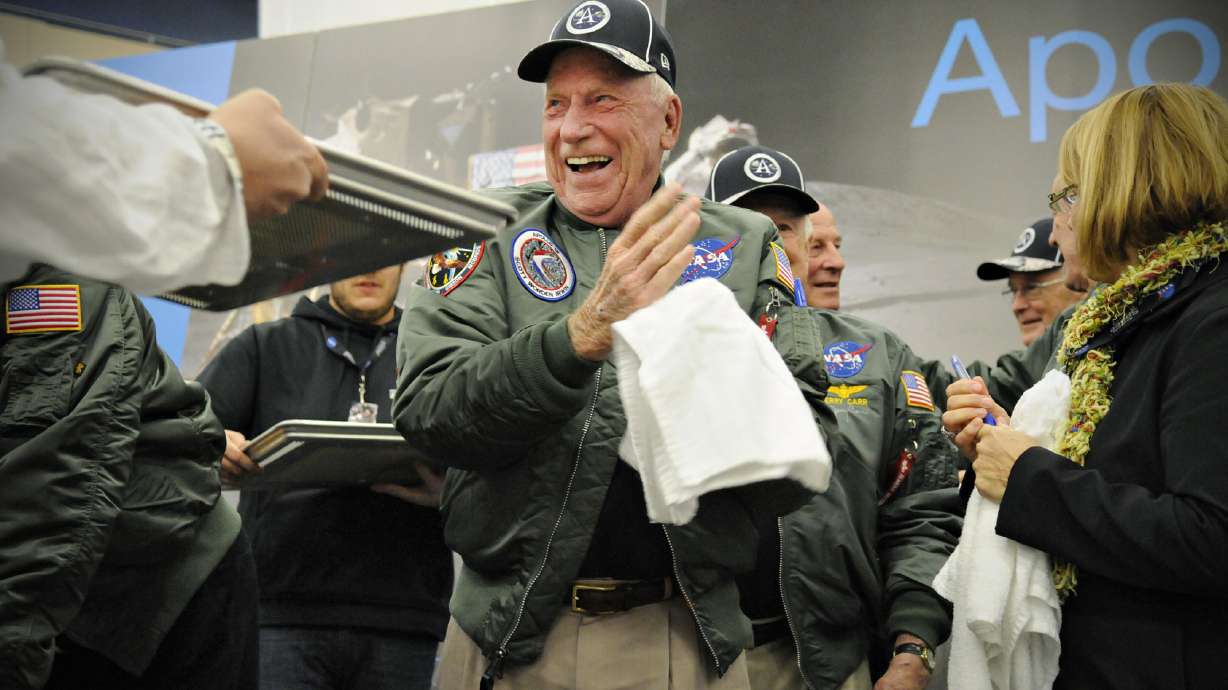 Apollo 15 astronaut Al Worden, who circled moon, dies at 88