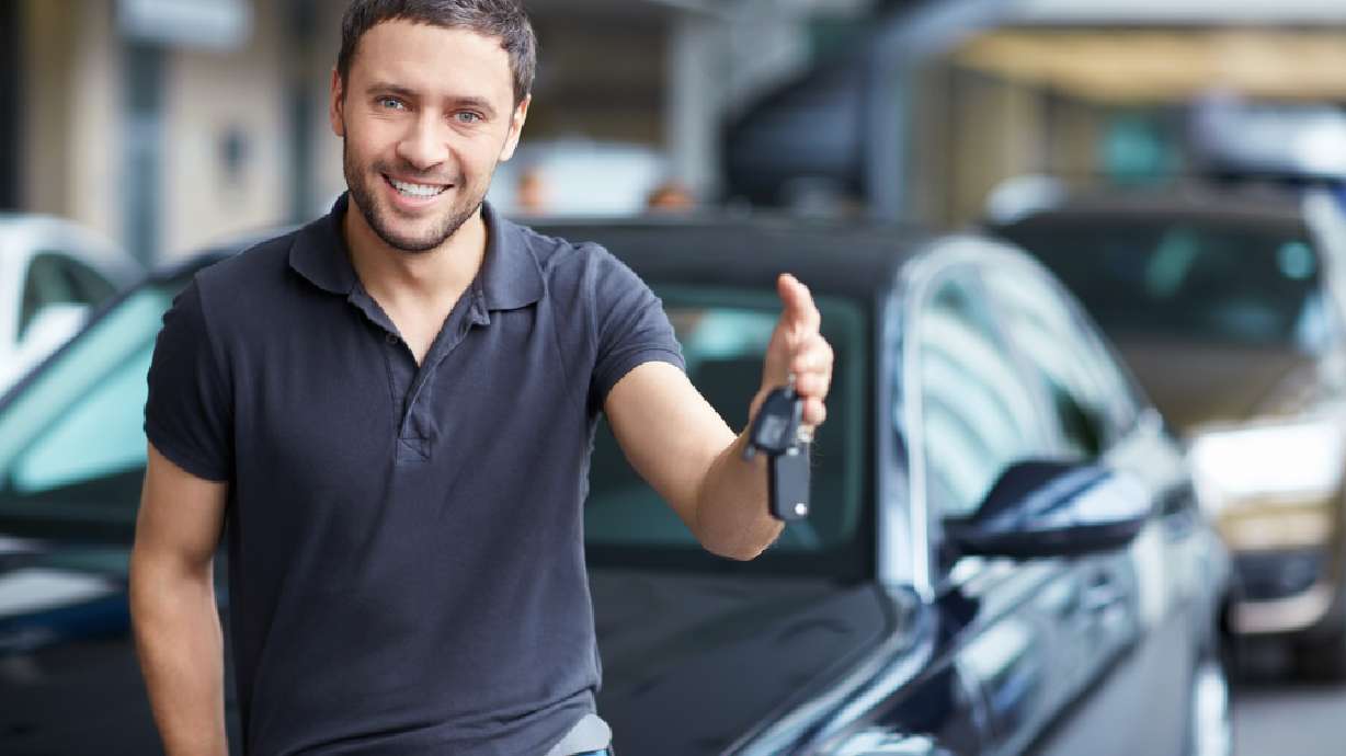 6 ways car dealerships are adjusting to social distancing