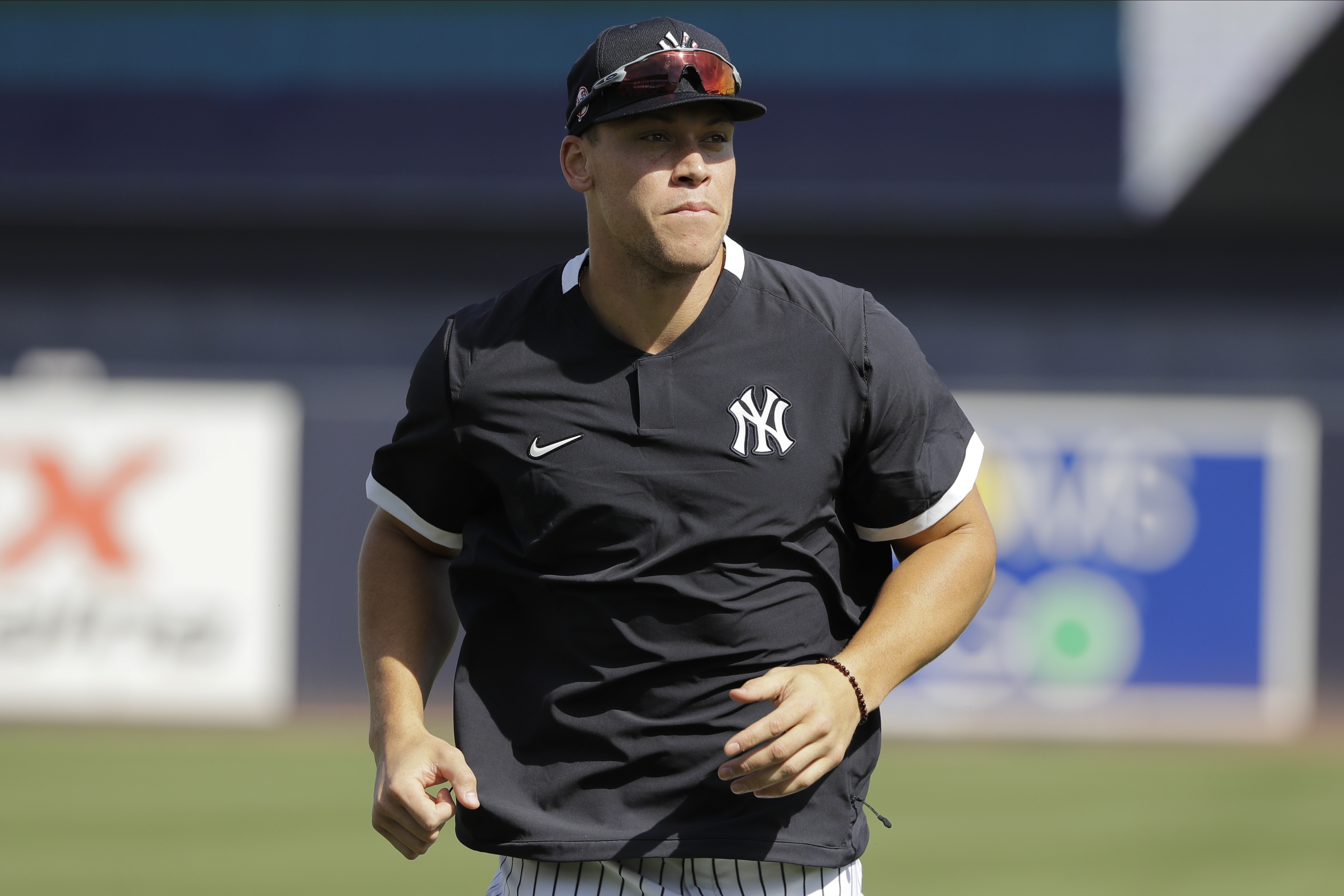 Judge reveals he had collapsed lung, says rib improving