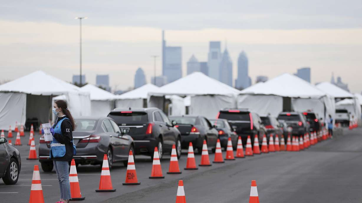 Chaos, inconsistency mark launch of drive-thru virus testing