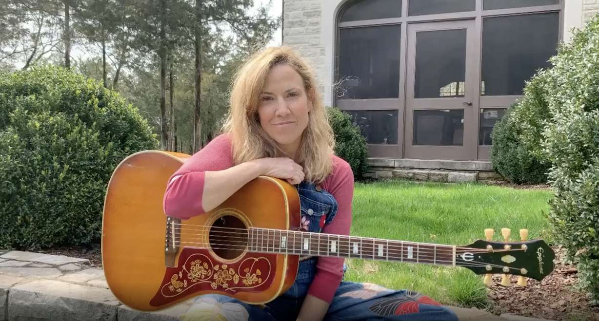 Sheryl Crow getting ready to perform her song "God Bless This Mess" in her backyard on Saturday, March 21, 2020. (Photo: Sheryl Crow/Instagram)