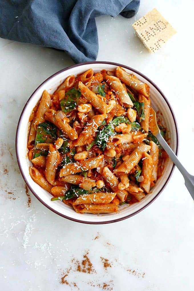 One Pot Pumpkin Tomato Pasta (Photo: Lizzie Streit)