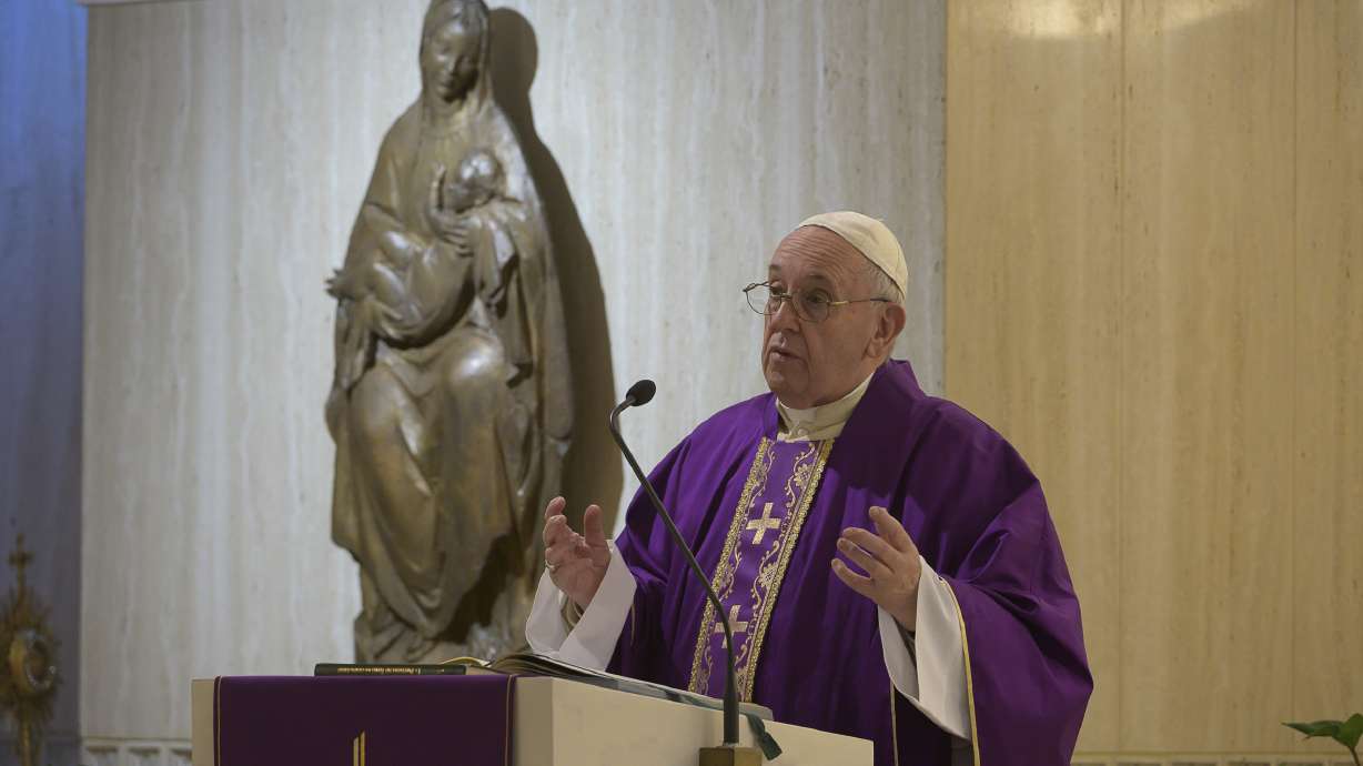 Pope prays for 'fragile' humanity needing help in pandemic